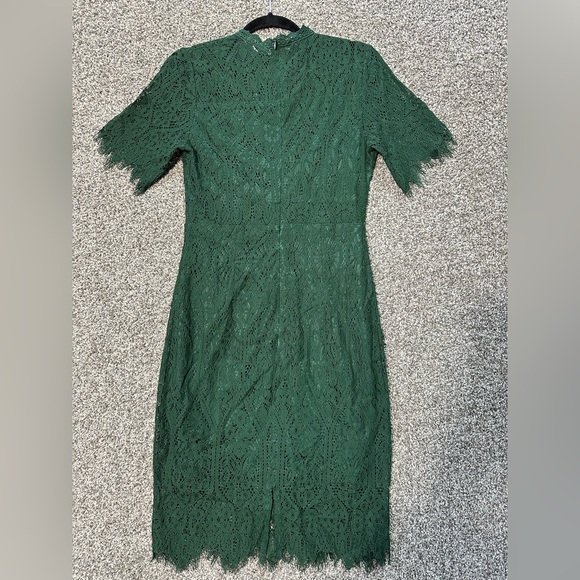 NWT High Neck Short Sleeve Lace Cocktail Party Dress Size 8 - Picture 4 of 5
